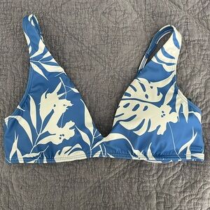 Roxy Adjustable Bathing Suit Top | M